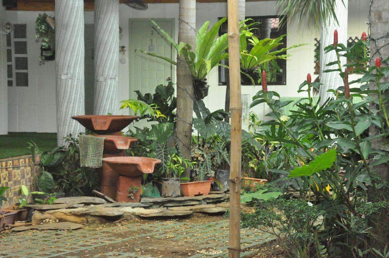 Infinite Green Pension Puerto Princesa Exteriör bild