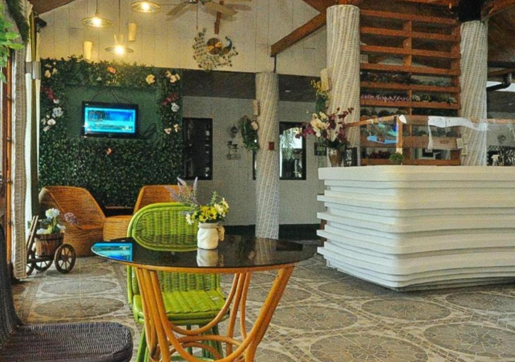 Infinite Green Pension Puerto Princesa Exteriör bild